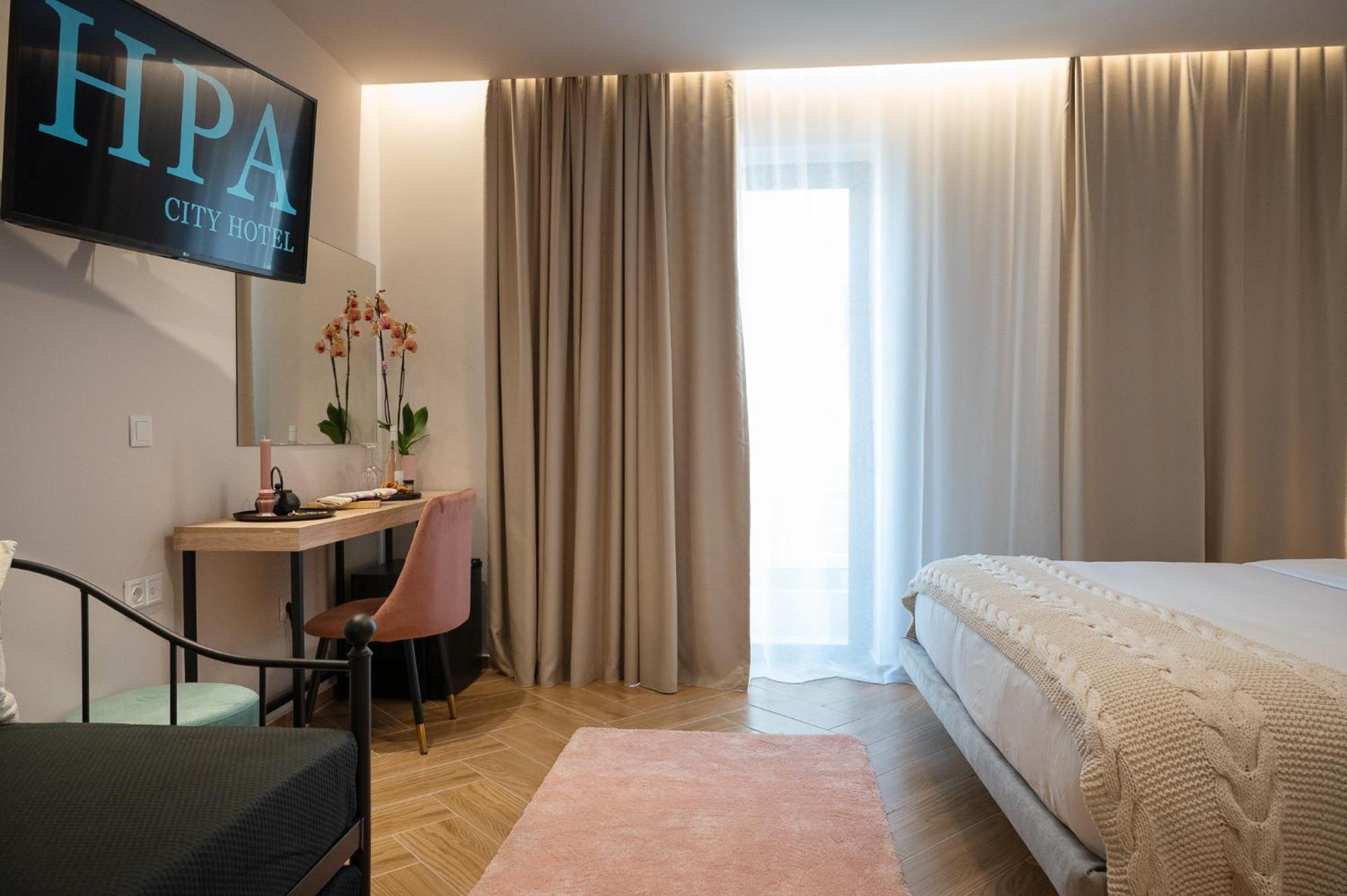 Ira - Ηρα Hotel Kalamata Ngoại thất bức ảnh