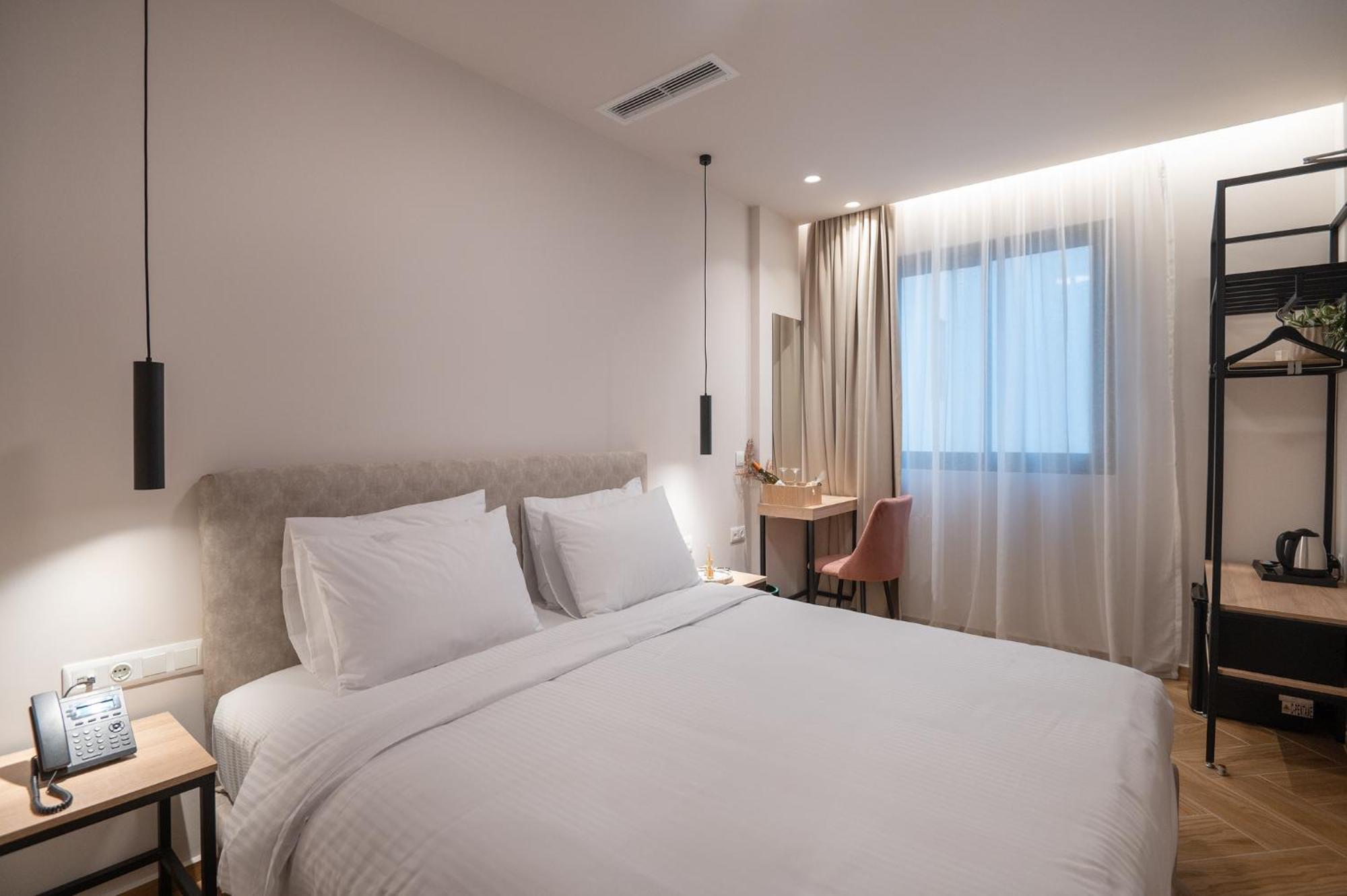 Ira - Ηρα Hotel Kalamata Ngoại thất bức ảnh