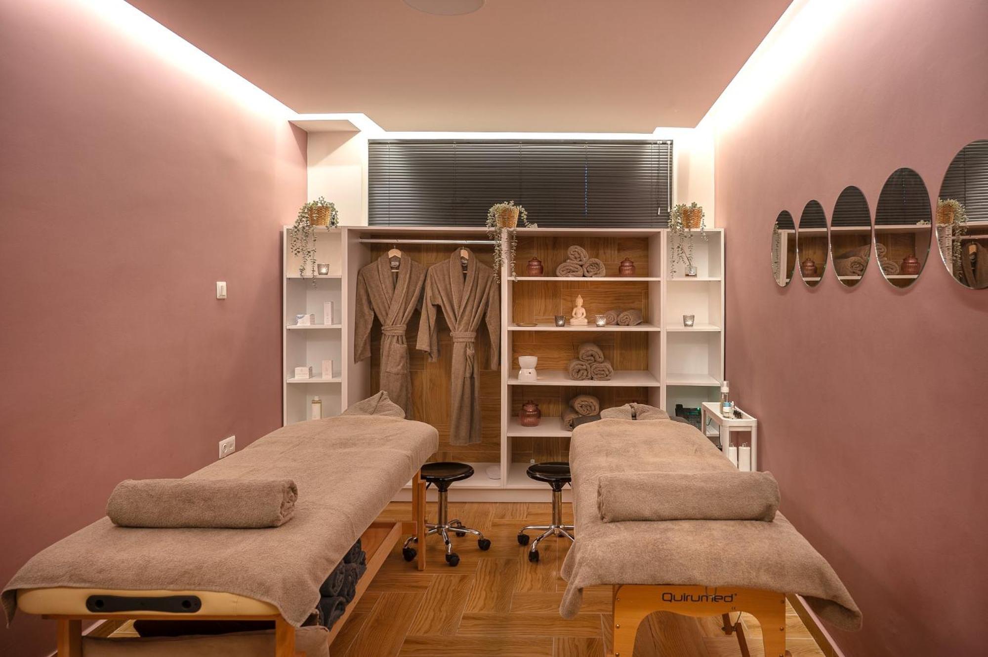 Ira - Ηρα Hotel Kalamata Ngoại thất bức ảnh