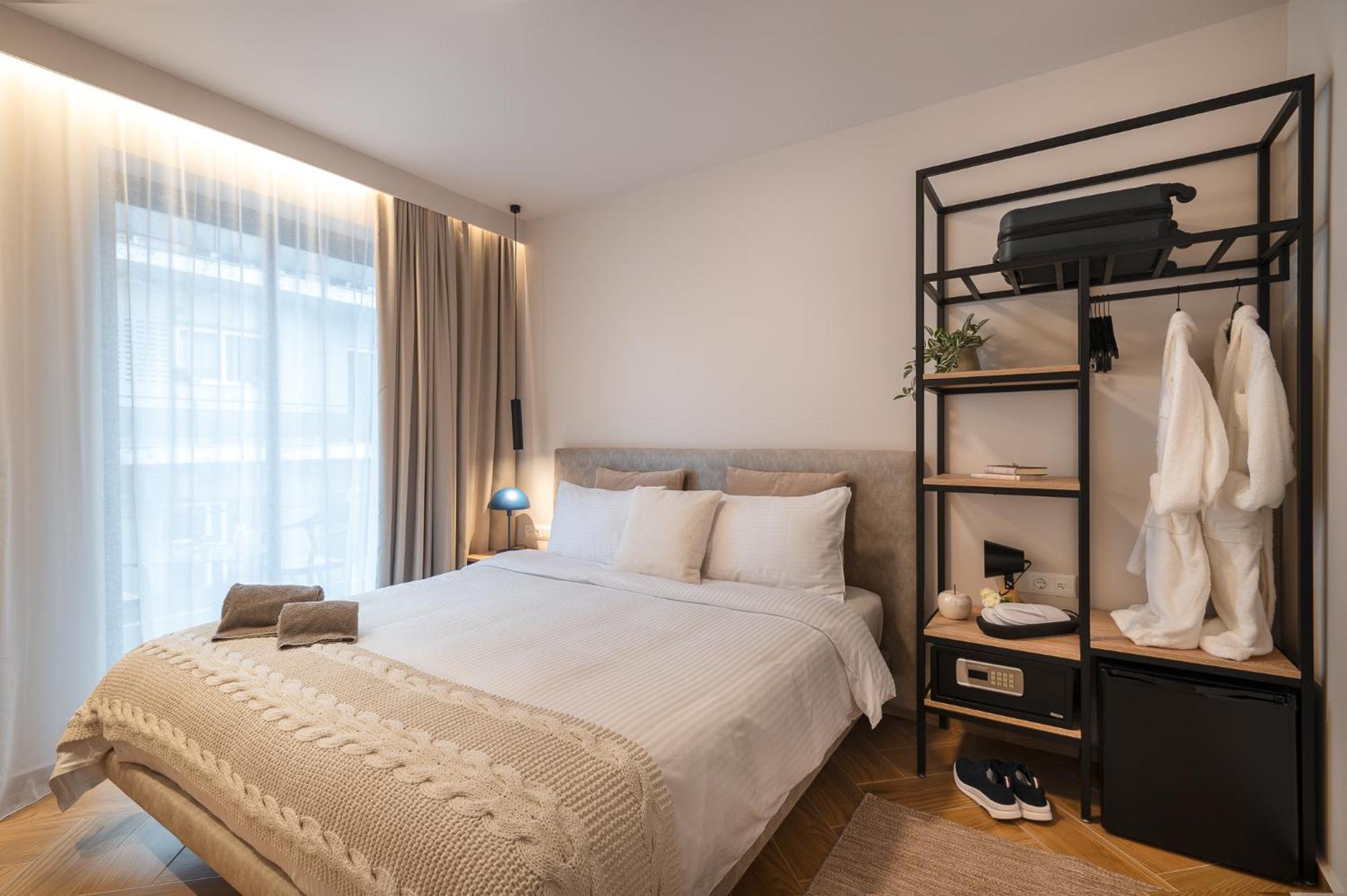 Ira - Ηρα Hotel Kalamata Ngoại thất bức ảnh