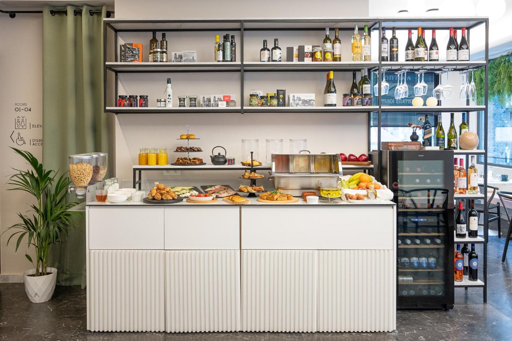 Ira - Ηρα Hotel Kalamata Ngoại thất bức ảnh