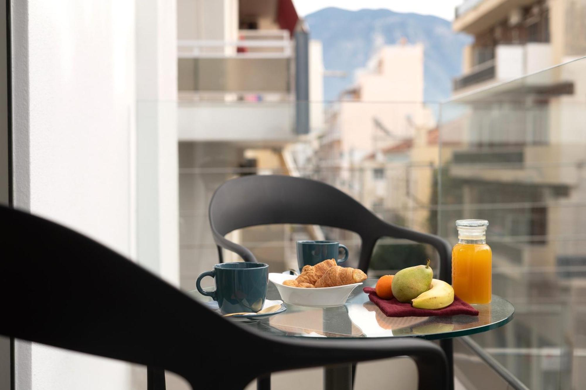 Ira - Ηρα Hotel Kalamata Ngoại thất bức ảnh
